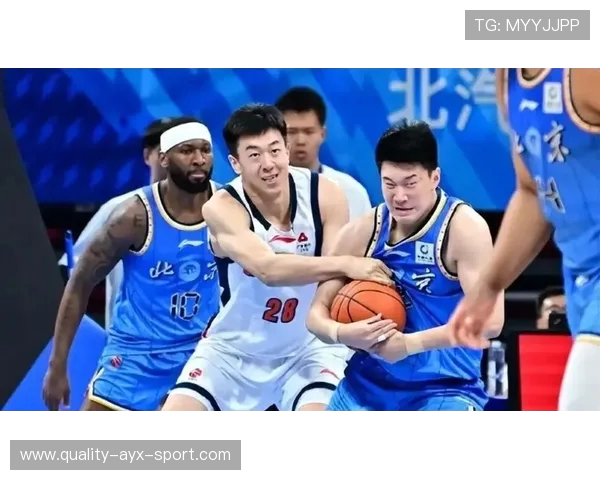 看傻了!广东提前止步季后赛,王少杰落泪离场,徐杰满是无奈辛酸,球迷看完都坐不住 看傻了!广东提前止步季后赛,王少杰落泪离场,徐杰满是无奈辛酸,球迷看完都坐不住